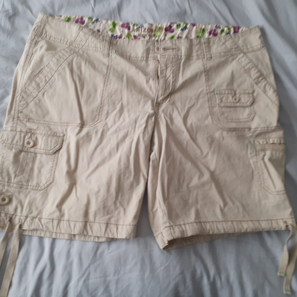 Arizona Jean company Cargo shorts